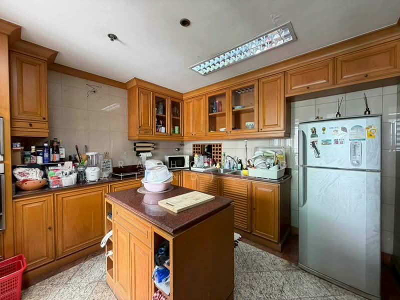 Century Heights Condominium : เซ็นจูรี่ ไฮท์ คอนโดมิเนียม, กรุงเทพ, สุขุมวิท, คลองเตยเหนือ, วัฒนา, กรุงเทพ, 400 ตร.ม., คอนโด ขาย, โดย ERA Holding (Thailand) Co., Ltd., 500342811 - DDproperty.com