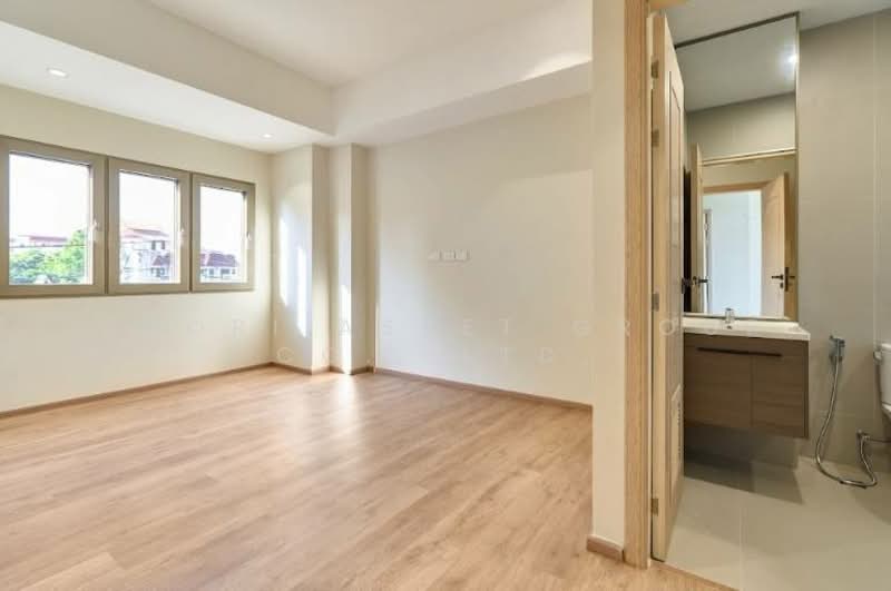 The house opposite One Nimman, Chiang Mai, นิมมานเหมินท์, Su Thep, Muang Chiang Mai, Chiang Mai, 3 Bedrooms, 294 sqm, Single Detached House For Sale, by Shori Asset Group Co., Ltd., 500342812 - DDproperty.com