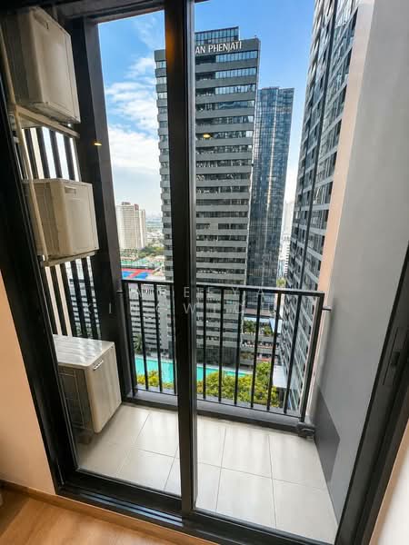 Nue District R9, Bangkok, 59 Rama 9 Road, Huai Khwang, Bangkok, 2 Bedrooms, 35 sqm, Condo For Rent, by Areeya Kingwichit, 500342814 - DDproperty.com
