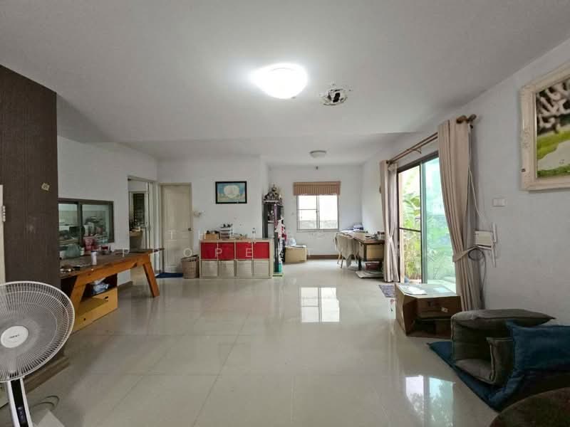 House of the Canary, Chon Buri (Pattaya), 3241 Road, Surasak, Si Racha, Chon Buri (Pattaya), 3 Bedrooms, 150 sqm, Single Detached House For Sale, by The Best Property ส้ม, 500342866 - DDproperty.com