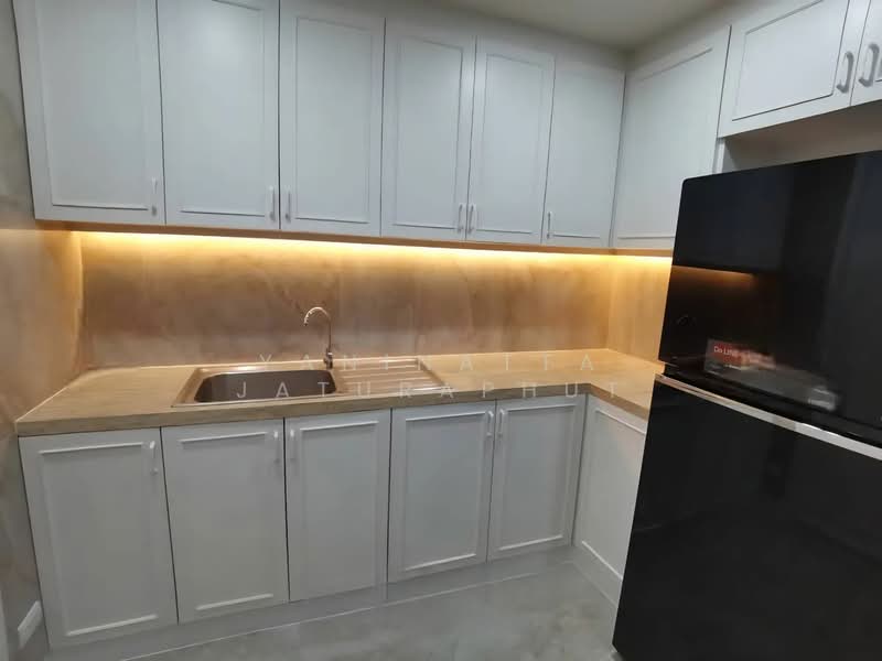 Wilshire Condominium, Bangkok, 80 Soi Sukhimvit 22, Khlong Toei, Bangkok, 3 Bedrooms, 157 sqm, Condo For Rent, by Yaninatta Jaturaphut, 500342905 - DDproperty.com