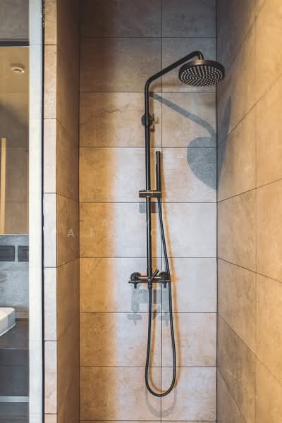 The Lofts Asoke, Bangkok, Sukhumvit 21 Road, Khlongtoei Nua, Watthana, Bangkok, 2 Bedrooms, 85 sqm, Condo For Sale, by Anya Atarchanai , 500342971 - DDproperty.com