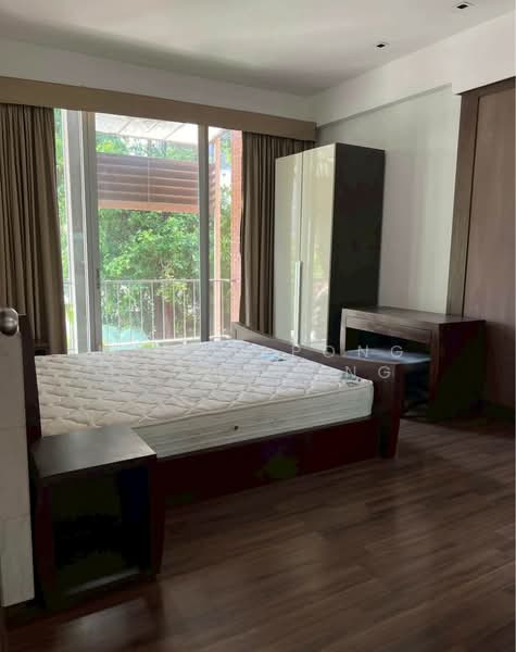 Bless Residence Ekkamai, Bangkok, Sukhumvit 71, Khlong Tan Nua, Watthana, Bangkok, 2 Bedrooms, 210 sqm, Condo For Rent, by Natthapong Laomahong, 500342987 - DDproperty.com