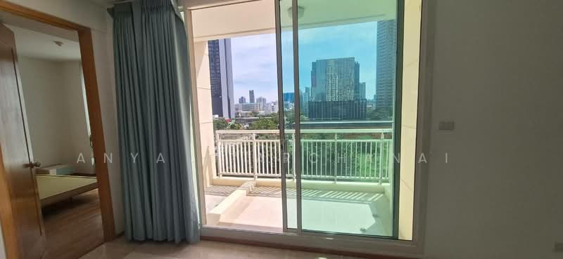 The Empire Place, Bangkok, 88 Narathiwatratchanakharin Road, Thung Maha Mek, Sathon, Bangkok, 3 Bedrooms, 371 sqm, Condo For Rent, by Anya Atarchanai , 500343000 - DDproperty.com