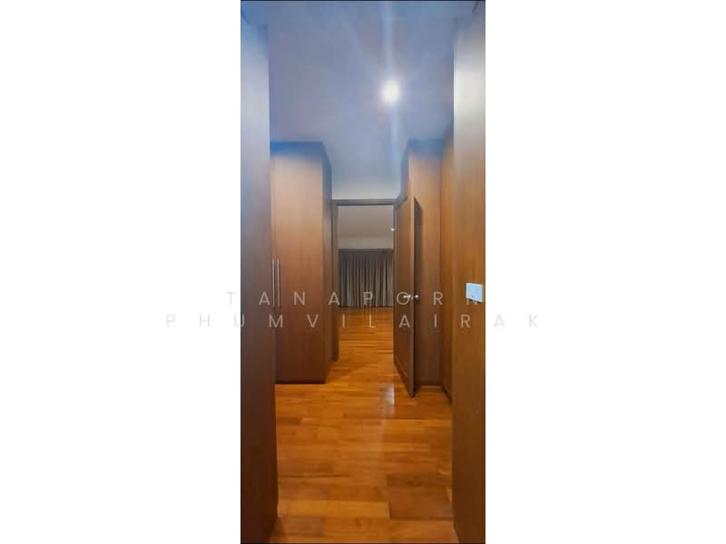 undefined, Bangkok, Phra Kanong Nua, Watthana, Bangkok, 4 Bedrooms, 450 sqm, Townhouse For Rent, by Tanaporn Phumvilairak, 500343019 - DDproperty.com