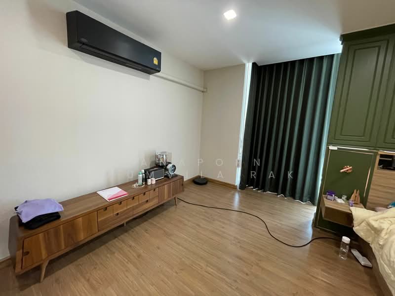Patio Pattanakarn 38, Bangkok, Soi Phatthanakan 38 Phatthanakan Road, Suan Luang, Bangkok, 3 Bedrooms, 215 sqm, Townhouse For Sale, by Tanaporn Phumvilairak, 500343060 - DDproperty.com