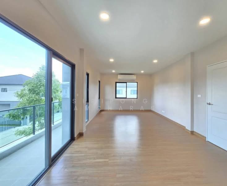 เซนโทร ทวีวัฒนา, Bangkok, คลองทวีวัฒนา, Nong Kang Plu, Nong Khaem, Bangkok, 3 Bedrooms, 301 sqm, Single Detached House For Sale, by Siripong Iamcharas, 500343075 - DDproperty.com