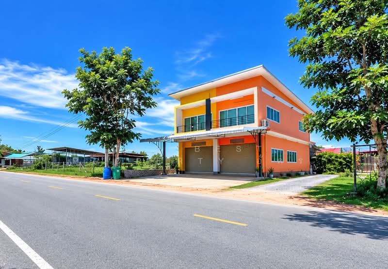 บ้านพร้อมอาคารพาณิชย์บ้านไผ่ ขอนแก่น, Khon Kaen, Khan Nua, Ban Phai, Khon Kaen, 6 Bedrooms, 500 sqm, Single Detached House For Sale, by The Best Property อัคร, 500343078 - DDproperty.com