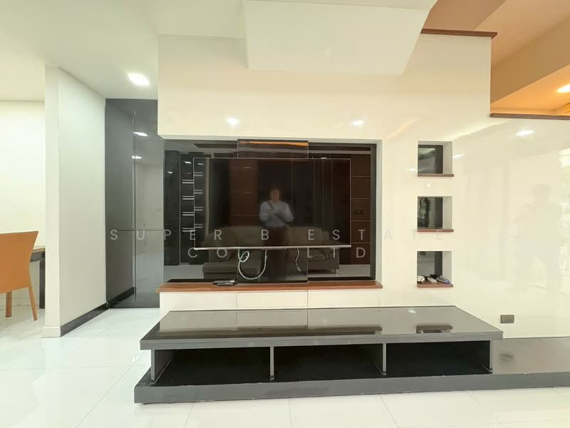 Baan Klang Muang Urbanion Rama 9-Ladprao, Bangkok, Soi Ladprao 84, Ladprao Road, Wang Thonglang, Bangkok, 3 Bedrooms, 160 sqm, Townhouse For Rent, by Super B Estate Co., Ltd, 500343087 - DDproperty.com