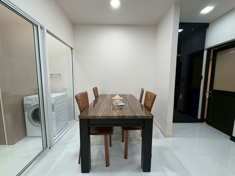 Baan Klang Muang Urbanion Rama 9-Ladprao, Bangkok, Soi Ladprao 84, Ladprao Road, Wang Thonglang, Bangkok, 3 Bedrooms, 160 sqm, Townhouse For Rent, by Super B Estate Co., Ltd, 500343087 - DDproperty.com