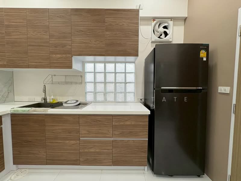 Baan Klang Muang Urbanion Rama 9-Ladprao, Bangkok, Soi Ladprao 84, Ladprao Road, Wang Thonglang, Bangkok, 3 Bedrooms, 160 sqm, Townhouse For Rent, by Super B Estate Co., Ltd, 500343087 - DDproperty.com