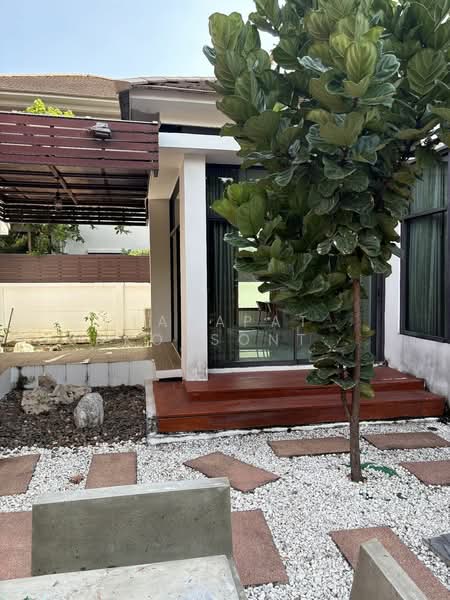 Urban Sathorn, Bangkok, Ratchaphruek Road, Bang Chak, Phasi Charoen, Bangkok, 5 Bedrooms, 450 sqm, Townhouse For Sale, by Tanapat Sakonsontised, 500343090 - DDproperty.com