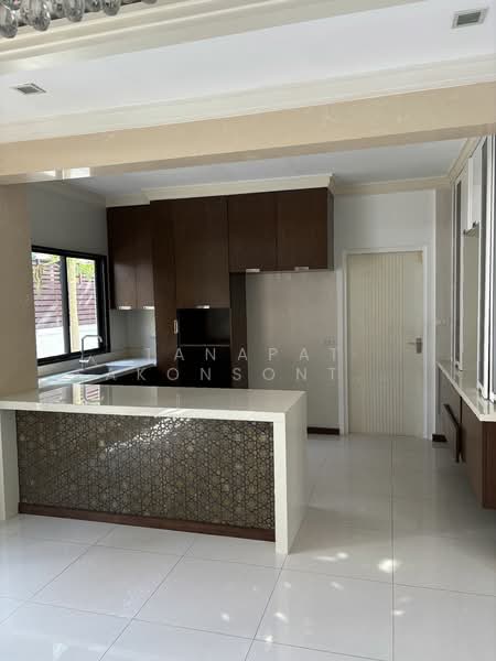 Urban Sathorn : หมู่บ้านเออร์เบิน สาทร, กรุงเทพ, ถนนราชพฤกษ์, บางจาก, ภาษีเจริญ, กรุงเทพ, 450 ตร.ม., ทาวน์เฮ้าส์ ขาย, โดย Tanapat Sakonsontised, 500343090 - DDproperty.com