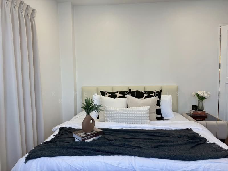 Townhouse Huai Khwang 4 bed / 4 bath, Bangkok, Samsen Nok, Huai Khwang, Bangkok, 4 Bedrooms, 400 sqm, Townhouse For Rent, by PROPERTYSIGHTS REAL ESTATE, 500343162 - DDproperty.com