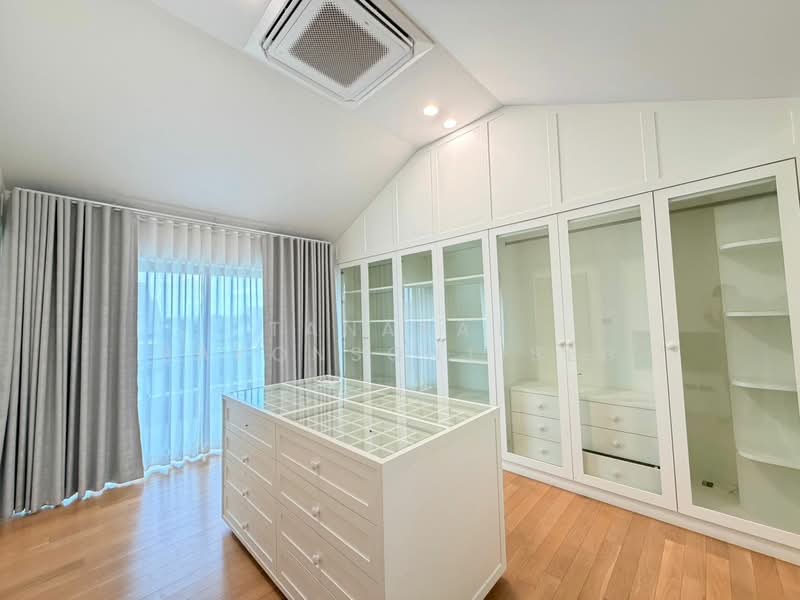 Private Nirvana Through Ekamai – Raminthra, Bangkok, Unnamed Road, Khlong Chan, Bang Kapi, Bangkok, 3 Bedrooms, 265 sqm, Single Detached House For Sale, by Tanapat Sakonsontised, 500343172 - DDproperty.com