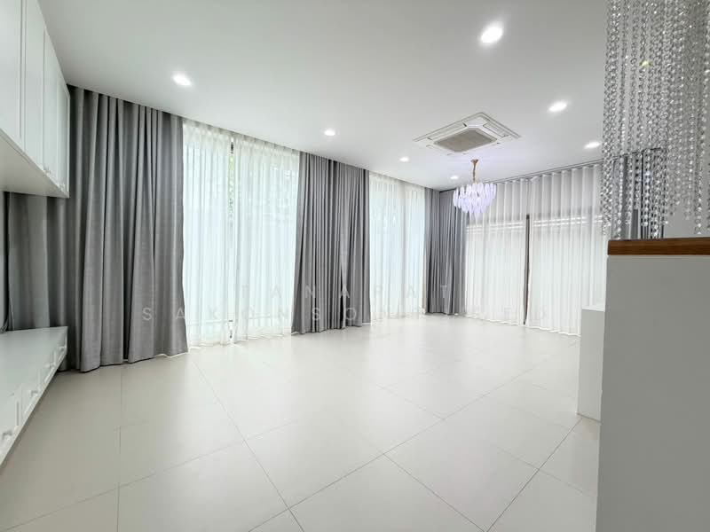 Private Nirvana Through Ekamai – Raminthra, Bangkok, Unnamed Road, Khlong Chan, Bang Kapi, Bangkok, 3 Bedrooms, 265 sqm, Single Detached House For Sale, by Tanapat Sakonsontised, 500343172 - DDproperty.com
