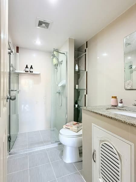 Zenith Place @ Sukhumvit 71/1, Bangkok, 1747 Sukhumvit Road, Phra Kanong Nua, Watthana, Bangkok, 1 Bedroom, 34 sqm, Condo For Sale, by Connex Property, 500343184 - DDproperty.com