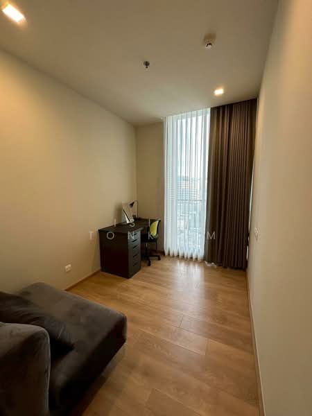 Noble Around Sukhumvit 33, Bangkok, 17 Soi Sukhumvit 33, Khlong Tan Nua, Watthana, Bangkok, 2 Bedrooms, 54 sqm, Condo For Rent, by Isika Tonkham, 500343196 - DDproperty.com