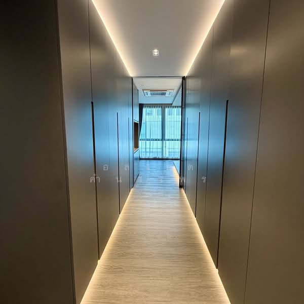 Prime Nine Ekamai, Bangkok, Soi Kamnoet Sap 2 Pradit Manutham Road, Bang Kapi, Huai Khwang, Bangkok, 3 Bedrooms, 315 sqm, Semi-Detached House (Twin House) For Sale, by อลงกต คำนวรพร, 500343227 - DDproperty.com