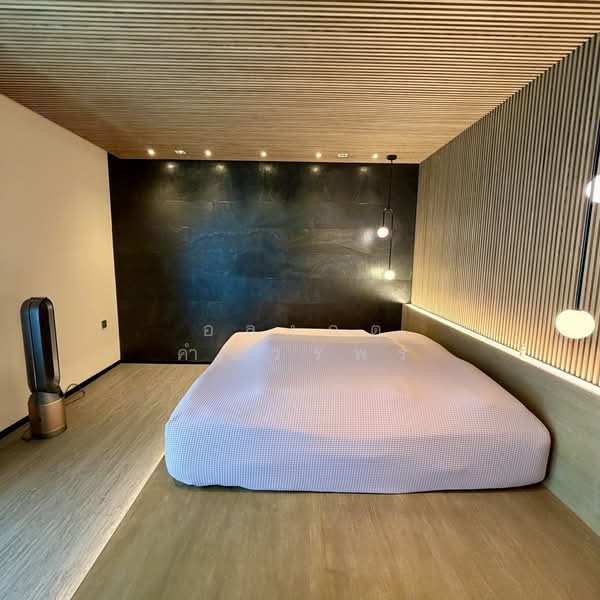 Prime Nine Ekamai, Bangkok, Soi Kamnoet Sap 2 Pradit Manutham Road, Bang Kapi, Huai Khwang, Bangkok, 3 Bedrooms, 315 sqm, Semi-Detached House (Twin House) For Sale, by อลงกต คำนวรพร, 500343227 - DDproperty.com