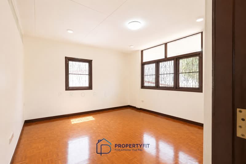 Single house, 2 storey, 5 bedrooms, in Ladprao 115, Bangkok, ลาดพร้าว 115, Khlong Chan, Bang Kapi, Bangkok, 5 Bedrooms, 184 sqm, Single Detached House For Rent, by Property Fit, 500343259 - DDproperty.com