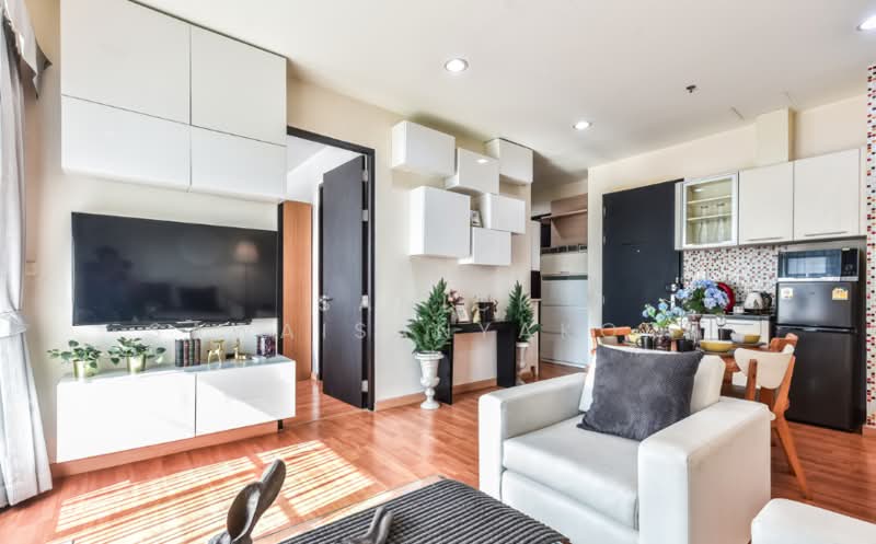 Baan Klang Krung Siam-Pathumwan, Bangkok, Petchburi Road, Thanon Phetchaburi, Ratchathewi, Bangkok, 2 Bedrooms, 67 sqm, Condo For Rent, by Sanick Sawaisanyakorn, 500343260 - DDproperty.com