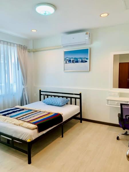 Baan Klang Krung Office Park Bangna : บ้านกลางกรุง ออฟฟิศ พาร์ค บางนา, กรุงเทพ, ซอย หมู่บ้านบ้านกลางกรุงออฟฟิตปาร์ค, บางนา, กรุงเทพ, 200 ตร.ม., ทาวน์เฮ้าส์ ให้เช่า, โดย Khun Eve, 500343261 - DDproperty.com