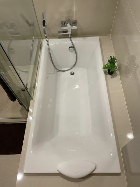 IDEO Mobi Sukhumvit 66, Bangkok, 2578 Soi Sukhumvit 66 Sukhumvit Road, Bang Chak, Phra Khanong, Bangkok, 2 Bedrooms, 52 sqm, Condo For Rent, by Araya Laokham, 500343271 - DDproperty.com