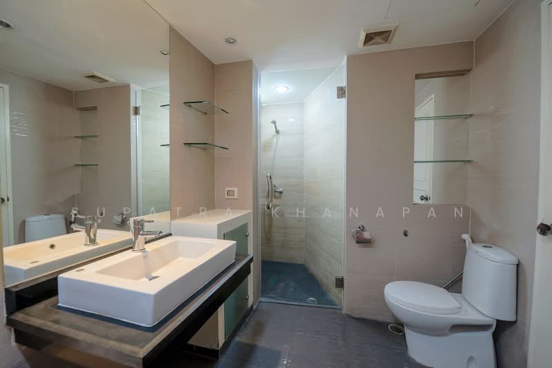 President Park Sukhumvit 24, Bangkok, 99 Sukhumvit 24 Alley, Khlongtoei Nua, Watthana, Bangkok, 3 Bedrooms, 265 sqm, Condo For Rent, by Supatra Khanapan, 500343293 - DDproperty.com