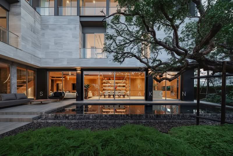 Nirvana Collection Krungthep Kreetha, Bangkok, Soi Srinakarin - Romklao, Saphan Sung, Bangkok, 6 Bedrooms, 1,000 sqm, Single Detached House For Sale, by Sanick Sawaisanyakorn, 500343307 - DDproperty.com
