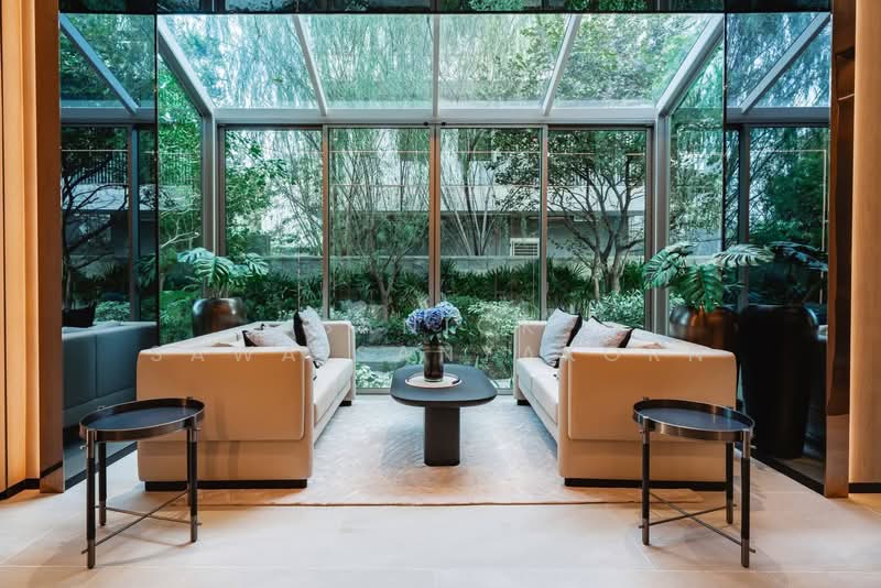 Nirvana Collection Krungthep Kreetha, Bangkok, Soi Srinakarin - Romklao, Saphan Sung, Bangkok, 6 Bedrooms, 1,000 sqm, Single Detached House For Sale, by Sanick Sawaisanyakorn, 500343307 - DDproperty.com