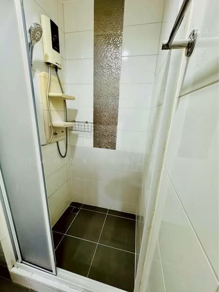 Aspire Rama 4, Bangkok, Rama 4 Road, Phra Kanong, Khlong Toei, Bangkok, 2 Bedrooms, 46 sqm, Condo For Sale, by Tanakorn_Toy, 500343309 - DDproperty.com