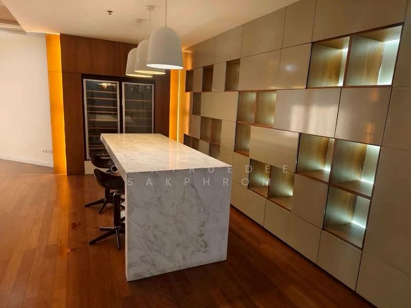 Belle Grand Rama 9, Bangkok, 131 Rama 9 Road, Huai Khwang, Bangkok, 6 Bedrooms, 295 sqm, Condo For Rent, by Chatruedee Sakphrom, 500343363 - DDproperty.com