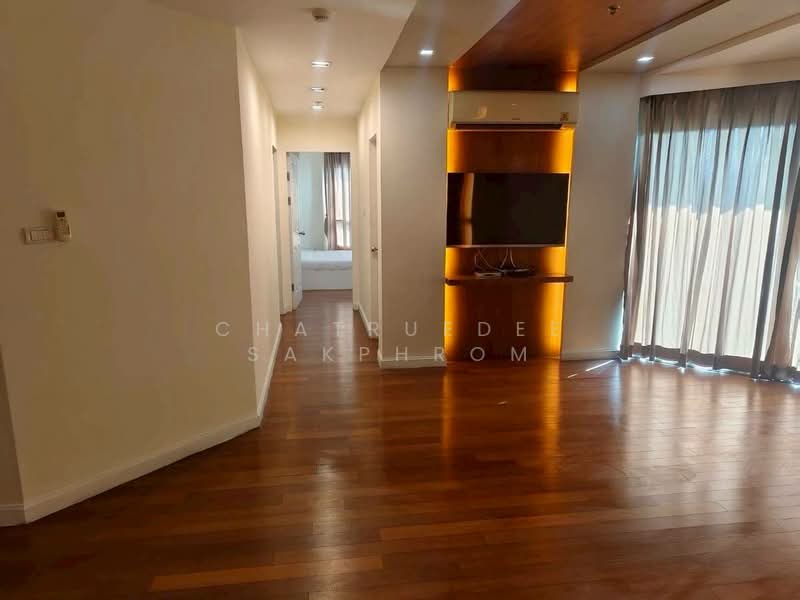 Belle Grand Rama 9, Bangkok, 131 Rama 9 Road, Huai Khwang, Bangkok, 6 Bedrooms, 295 sqm, Condo For Rent, by Chatruedee Sakphrom, 500343363 - DDproperty.com