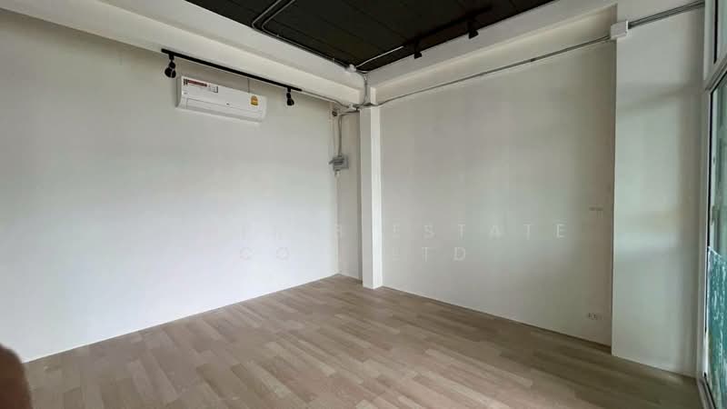 สุขนิเวศน์ 9, Nonthaburi, Bang Mae Nang, Bang Yai, Nonthaburi, 4 Bedrooms, 180 sqm, Townhouse For Sale, by Super B Estate Co., Ltd, 500343368 - DDproperty.com