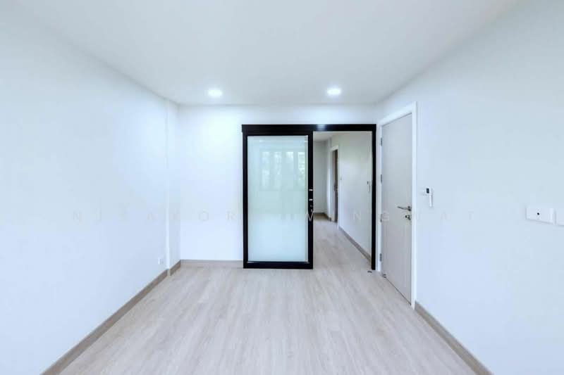 4-BR Townhouse, Bangkok, Suan Luang, Bangkok, 4 Bedrooms, 220 sqm, Townhouse For Rent, by Nisakorn Wingwat, 500343380 - DDproperty.com