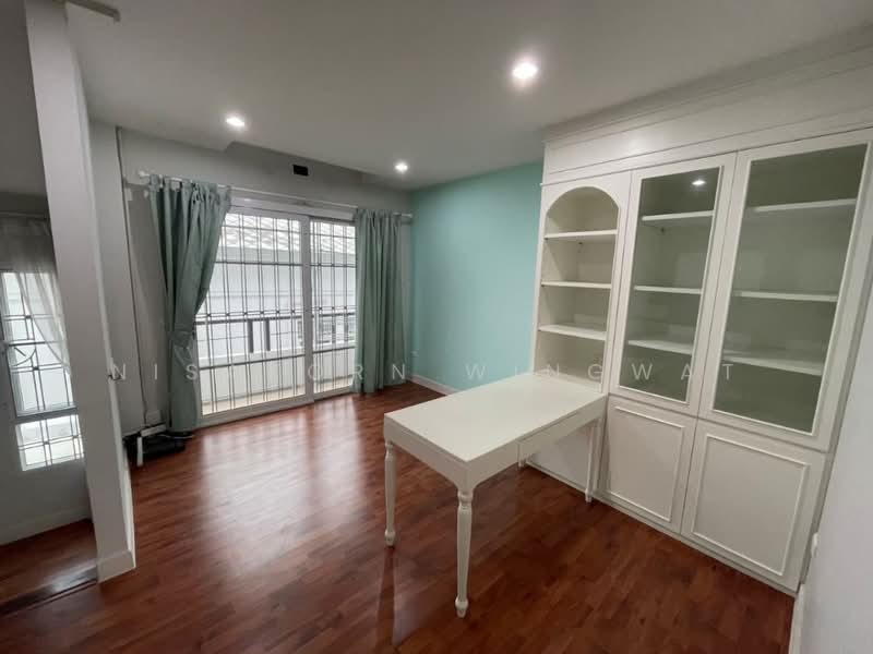3-BR Townhouse, Bangkok, Wat Tha Pra, Bangkok Yai, Bangkok, 3 Bedrooms, 200 sqm, Townhouse For Rent, by Nisakorn Wingwat, 500343394 - DDproperty.com