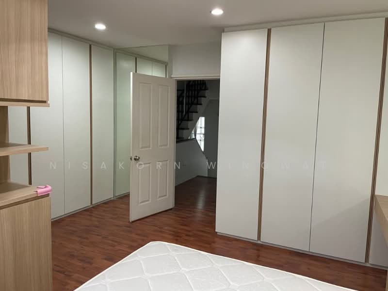 3-BR Townhouse, Bangkok, Wat Tha Pra, Bangkok Yai, Bangkok, 3 Bedrooms, 200 sqm, Townhouse For Rent, by Nisakorn Wingwat, 500343394 - DDproperty.com