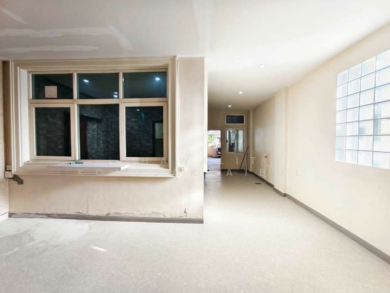 Passorn 4 Rangsit Klong 3 - ภัสสร 4 รังสิต - คลอง 3, ปทุมธานี, ถนน โยธาธิการคูคต-คลองหลวง, ประชาธิปัตย์, ธัญบุรี, ปทุมธานี, 320 ตร.ม., บ้านเดี่ยว ขาย, โดย CHAWALIT KONGSAKPAIBUL, 500343430 - DDproperty.com