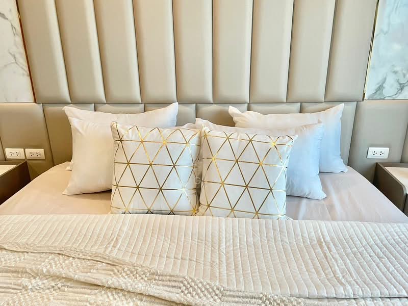 Intro Phaholyothin-Pradipat, Bangkok, Pradipat, Samsen Nai, Phaya Thai, Bangkok, 1 Bedroom, 46 sqm, Condo For Sale, by Chotika Rakrungrueang, 500343435 - DDproperty.com