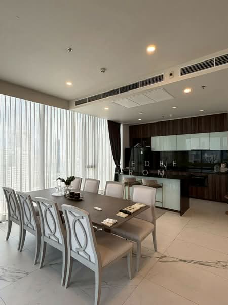 Siamese Exclusive Sukhumvit 31, Bangkok, 75 Soi Sukhumvit 31, Khlong Tan Nua, Watthana, Bangkok, 3 Bedrooms, 206 sqm, Condo For Rent, by Chatruedee Sakphrom, 500343444 - DDproperty.com