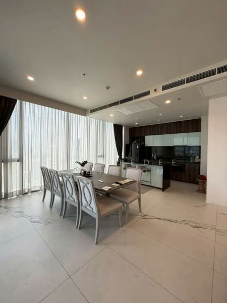 Siamese Exclusive Sukhumvit 31, Bangkok, 75 Soi Sukhumvit 31, Khlong Tan Nua, Watthana, Bangkok, 3 Bedrooms, 206 sqm, Condo For Rent, by Chatruedee Sakphrom, 500343444 - DDproperty.com