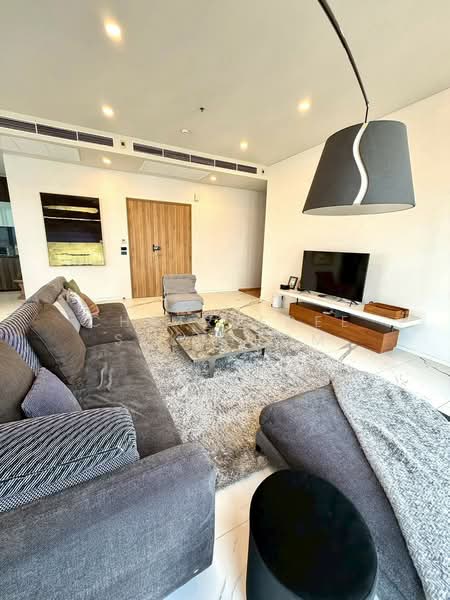 Siamese Exclusive Sukhumvit 31, Bangkok, 75 Soi Sukhumvit 31, Khlong Tan Nua, Watthana, Bangkok, 3 Bedrooms, 206 sqm, Condo For Rent, by Chatruedee Sakphrom, 500343444 - DDproperty.com