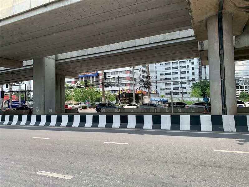 ที่ดินเปล่า 824 ตร.ว. ที่ดิน ตรงข้ามโรงพยาบาลนพรัตน์ ติดถนนรามอินทรา, Bangkok, ติดถนนรามอินทรา, Khan Na Yao, Bangkok, , 3,296 sqm, Land For Sale, by คุณ ธัญพิสิษฐ์ จิตประพัฒน์ (โซน), 500343477 - DDproperty.com