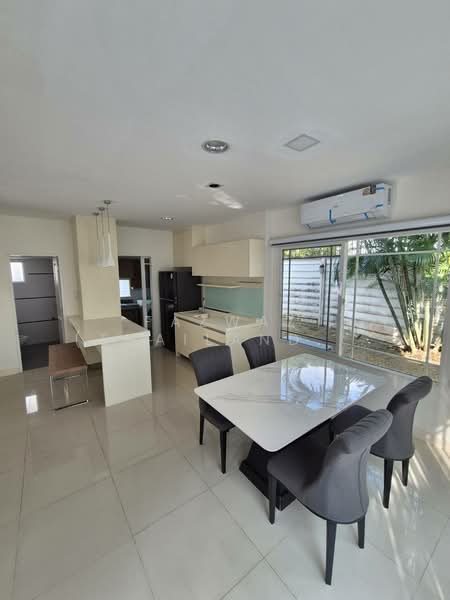 Luxury 4BR House for Rent at Serene Lake Chiang Mai Move-In Ready, Chiang Mai, Mae Hia, Muang Chiang Mai, Chiang Mai, 3 Bedrooms, 200 sqm, Single Detached House For Rent, by Fazwaz (Thailand) Co., Ltd., 500343508 - DDproperty.com