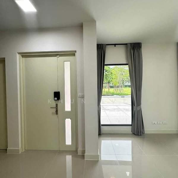 Baan Klang Muang Ramintra 83 Station, Bangkok, 16 Kanchanaphisek Road, Ram Inthra, Khan Na Yao, Bangkok, 4 Bedrooms, 218 sqm, Townhouse For Rent, by Khun Eve, 500343509 - DDproperty.com