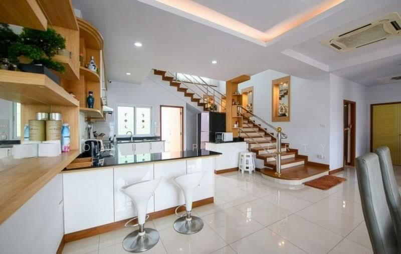 Suksabai Villa : สุขสบาย วิลล่า, ชลบุรี, ซอย สุขสบายวิลล่า, บางละมุง, ชลบุรี, 300 ตร.ม., วิลล่า ขาย, โดย Connex Property, 500343537 - DDproperty.com