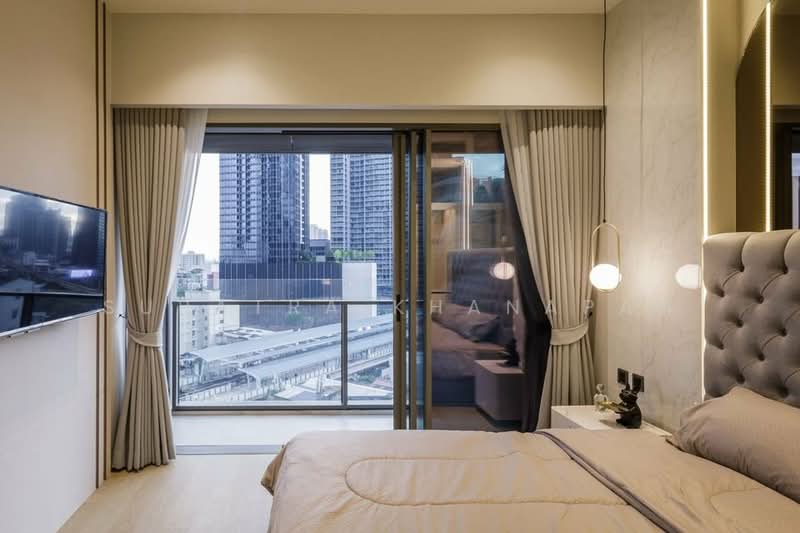 The Strand Thonglor, Bangkok, 36 Soi Sukhumvit 55, Khlong Tan Nua, Watthana, Bangkok, 2 Bedrooms, 95 sqm, Condo For Rent, by Supatra Khanapan, 500343628 - DDproperty.com