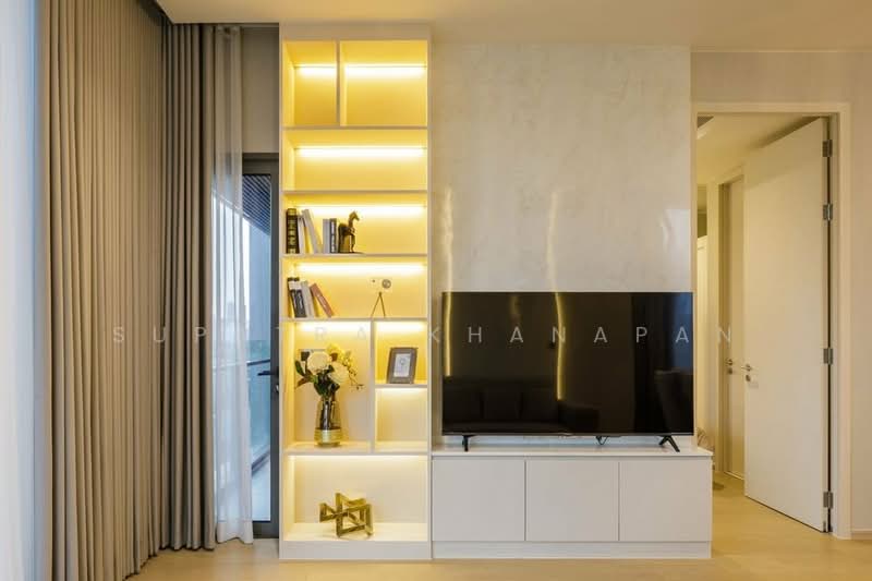 The Strand Thonglor, Bangkok, 36 Soi Sukhumvit 55, Khlong Tan Nua, Watthana, Bangkok, 2 Bedrooms, 95 sqm, Condo For Rent, by Supatra Khanapan, 500343628 - DDproperty.com