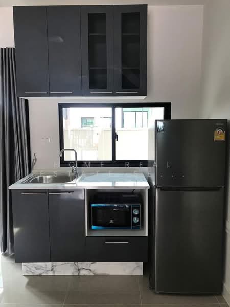 Baan Klang Muang Srinakarin – Onnut, Bangkok, 174 Soi On Nut 70/1, Prawet, Bangkok, 3 Bedrooms, 141 sqm, Townhouse For Rent, by HOME Real Estate Service, 500343671 - DDproperty.com